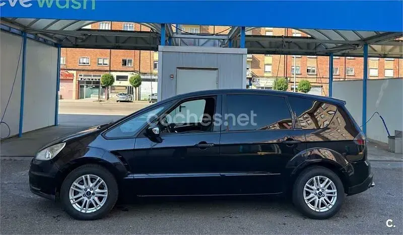 Usado Ford S-MAX Trend 140 CV (102 kW) 2008 Negro Monovolumen