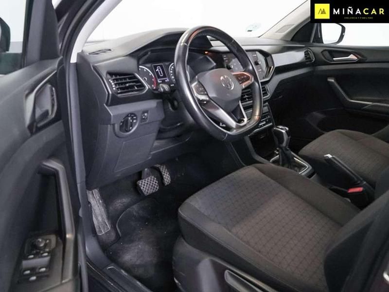 Usado VW T-Cross Advance 110 CV (80 kW) 2022 Gris SUV