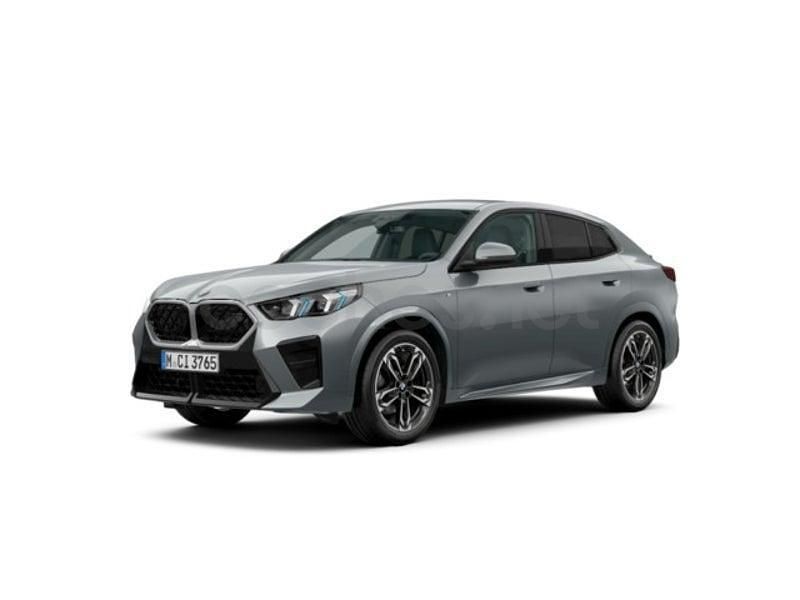 Gris / plata Usado 2025 BMW X2 Comfort Edition SUV | 41.890 € - Imagen 1/2
