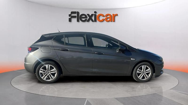 Usado Opel Astra Business Elegance 145 CV (106 kW) 2020 Gris Familiar