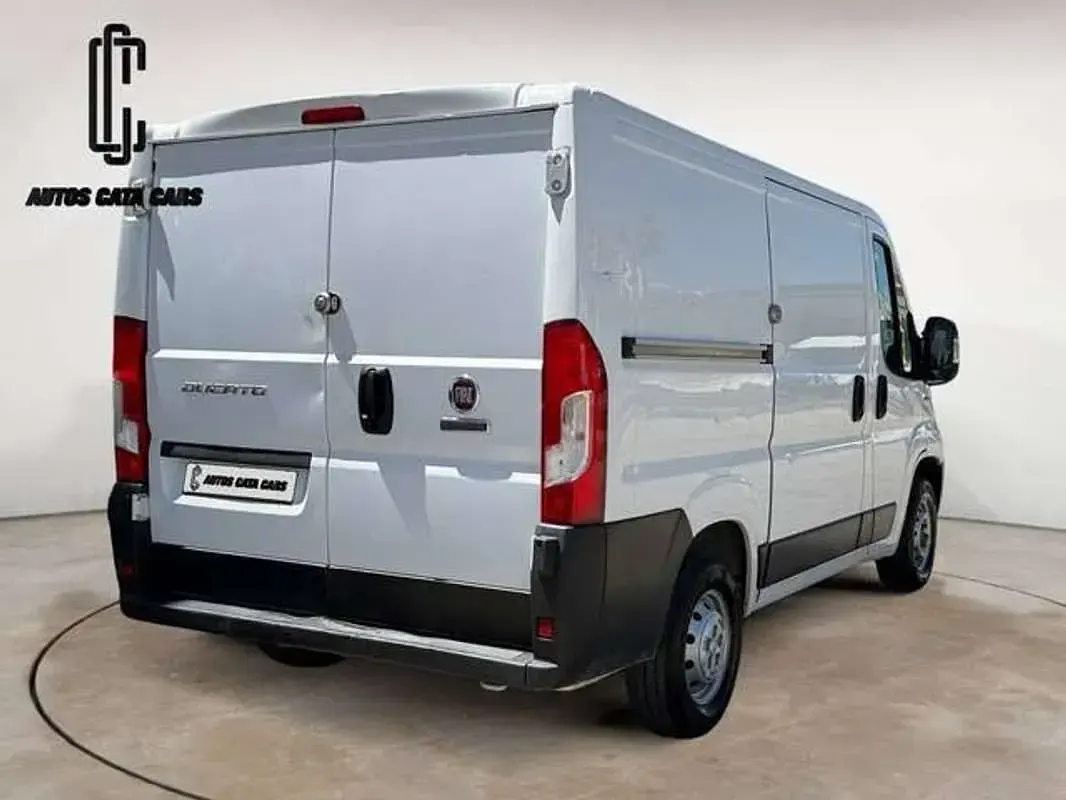 Usado Fiat Ducato 120 CV (88 kW) 2020 Blanco Van