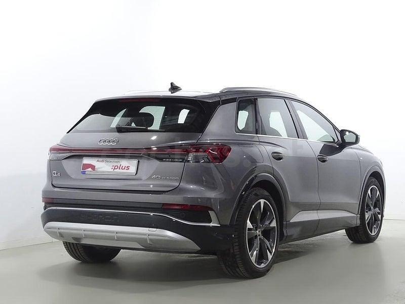 Usado Audi Q4 e-tron S-Line 150 kW (204 HP) 2023 Eléctrico SUV