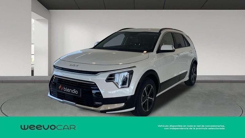 Usado Kia Niro 131 CV (96 kW) 2025 Blanco SUV