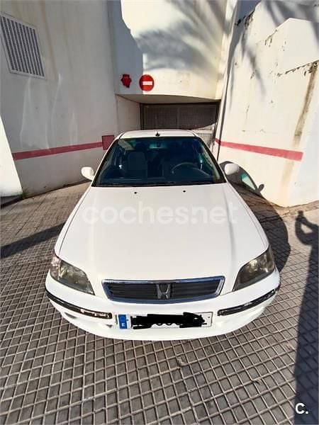 Usado Honda Civic ES 125 CV (91 kW) 1999 Blanco Berlina