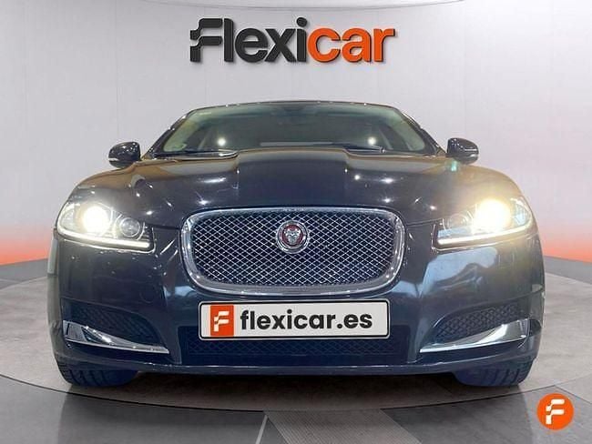 Usado Jaguar XF R-Sport 200 CV (147 kW) 2015 Negro Berlina