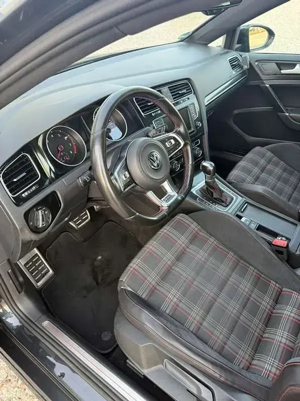 Używany VW Golf VII GTI 230 KM (169 kW) 2016 Czarny Hatchback