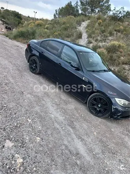 Usado BMW 318 122 CV (89 kW) 2005 Negro Berlina