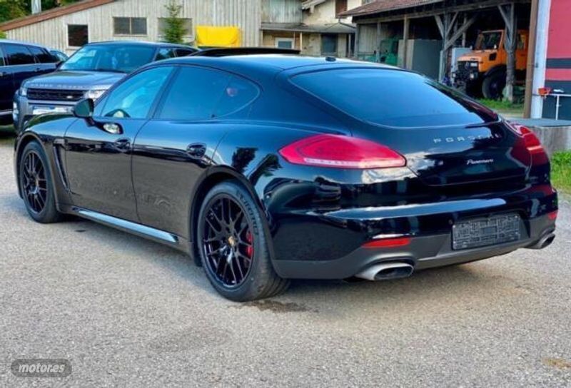 Usado Porsche Panamera 310 CV (228 kW) 2016 Negro Berlina