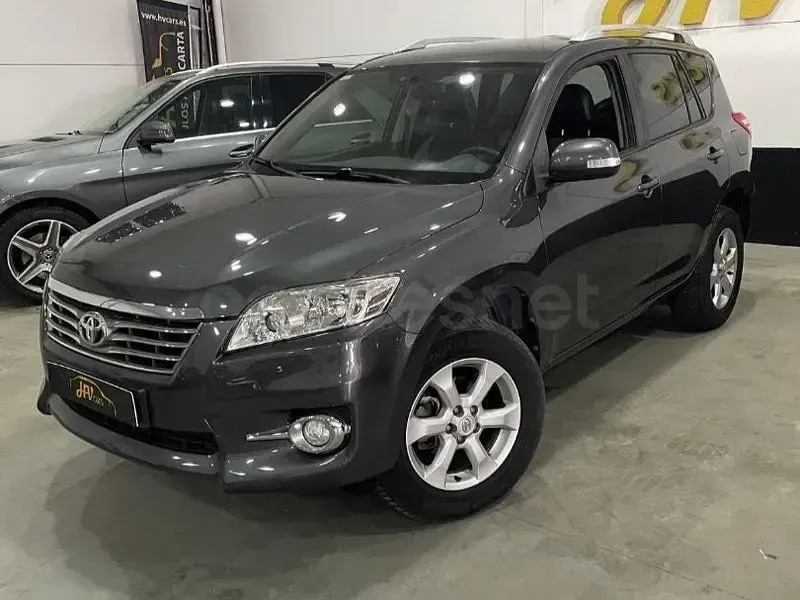 Usado Toyota RAV4 Executive 150 CV (110 kW) 2011 Gris / plata SUV