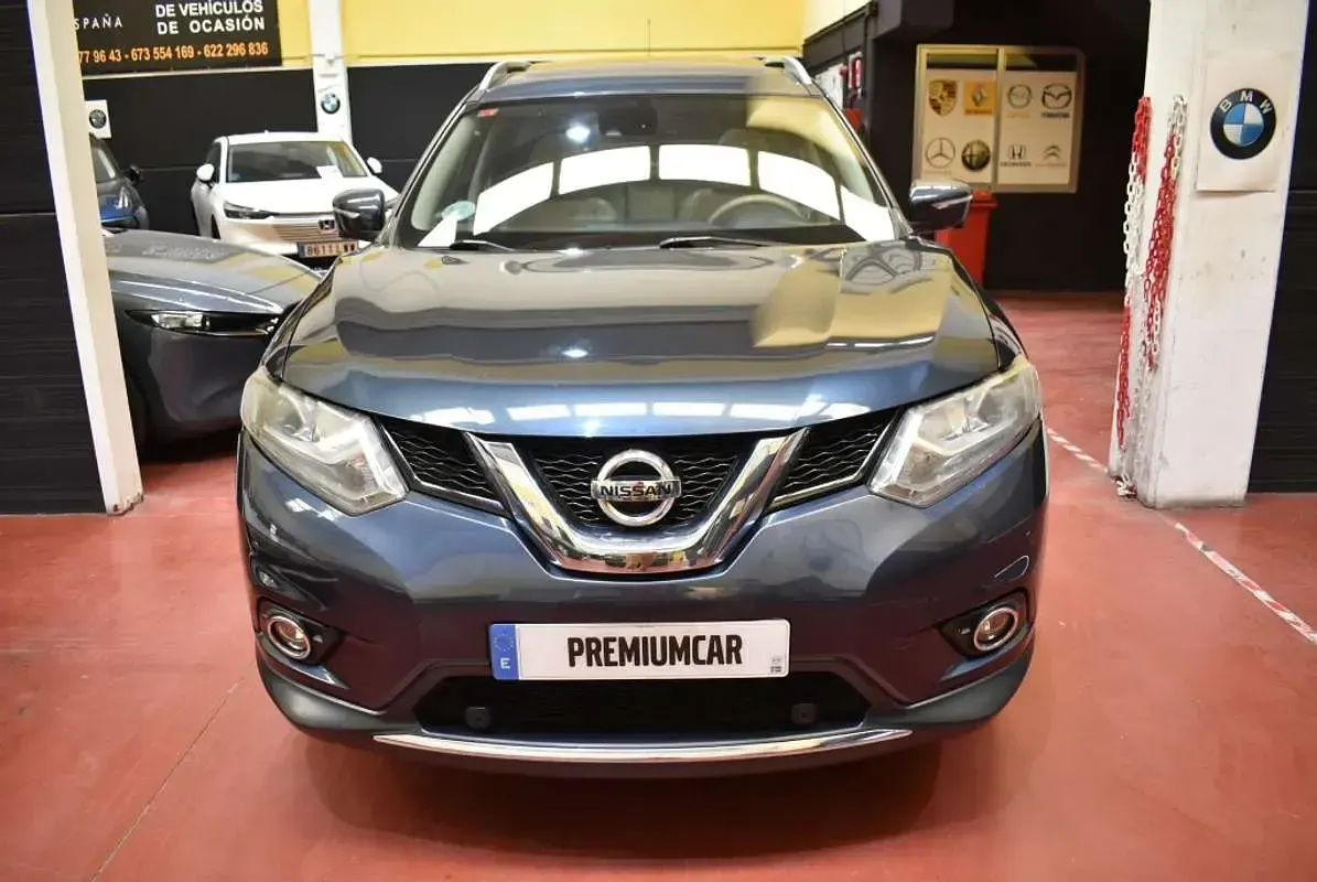 Usado Nissan X-Trail Tekna 131 CV (96 kW) 2016 Gris SUV