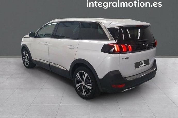Usado Peugeot 5008 GT-line 130 CV (95 kW) 2019 Monovolumen