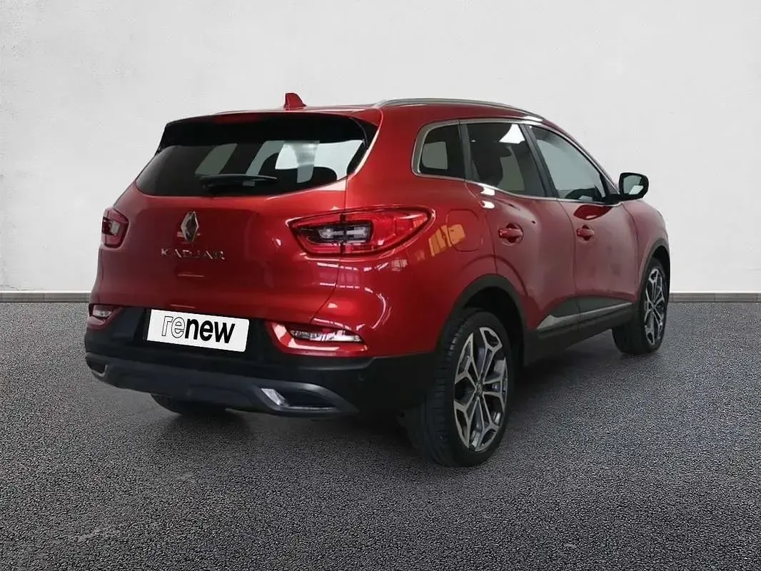Usado Renault Kadjar Techno 160 CV (117 kW) 2022 Rojo SUV