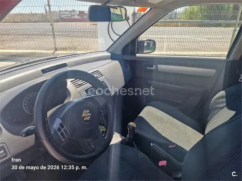 Usado Suzuki Swift GLX 69 CV (50 kW) 2007 Negro Utilitario