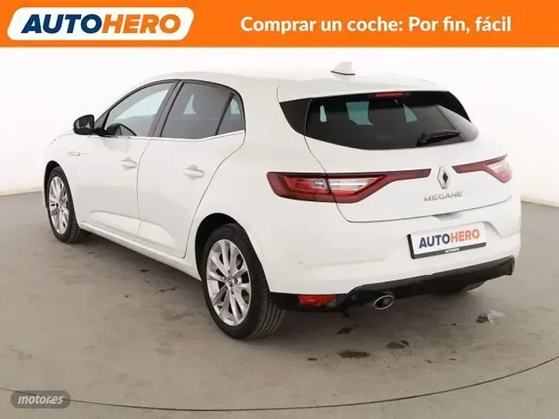 Usado Renault Mégane IV Zen 132 CV (97 kW) 2018 Blanco Berlina