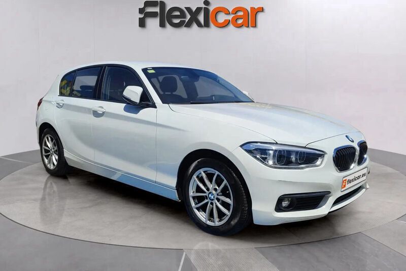 Blanco Usado 2018 BMW 118 Comfort Edition Utilitario | 14.990 € (Super precio) - Imagen 1/4