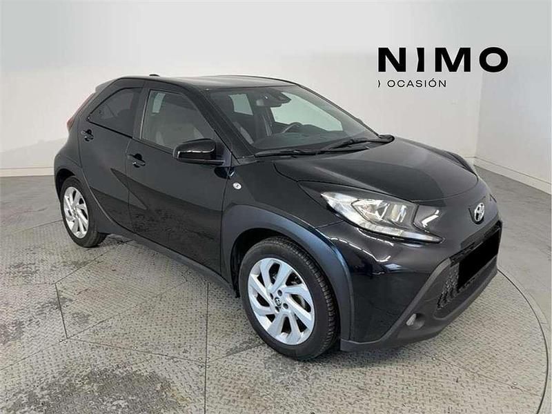 Usado 2024 Toyota Aygo Play Utilitario | 14.900 € (Precio justo) - Imagen 1/4