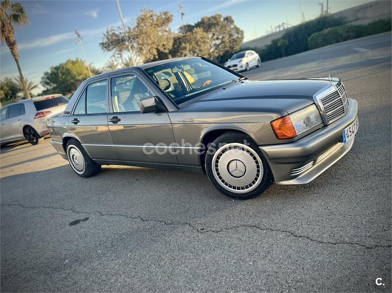 Gris / plata Usado 1991 Mercedes 190 Berlina | 7000 € - Imagen 1/4