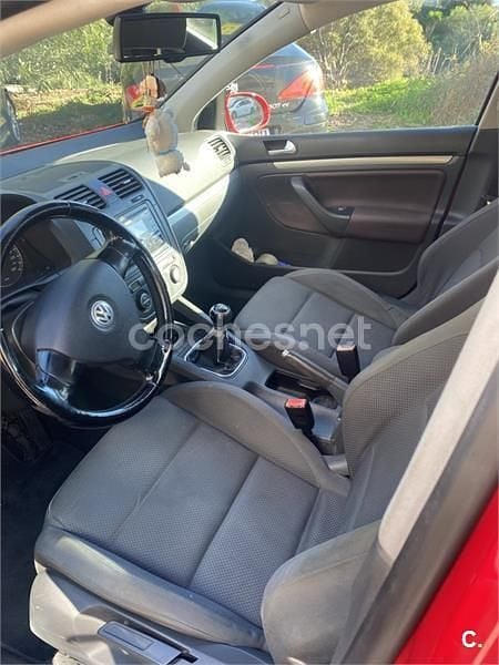 Rojo Usado 2006 VW Golf V Sportline Berlina | 3800 € (Buen precio) - Imagen 1/4