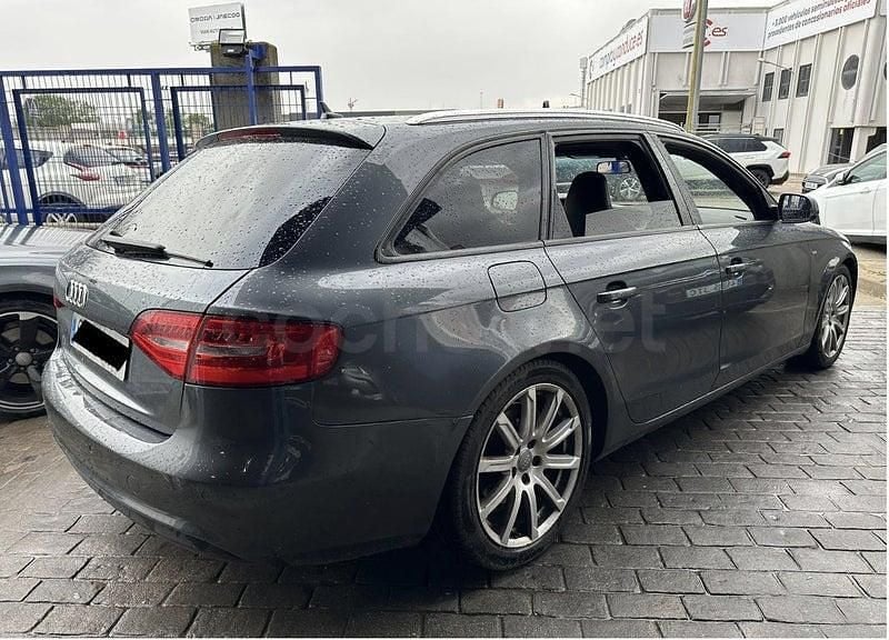 Usado Audi A4 S-Line 177 HP (130 kW) 2012 Cinzento Carrinha