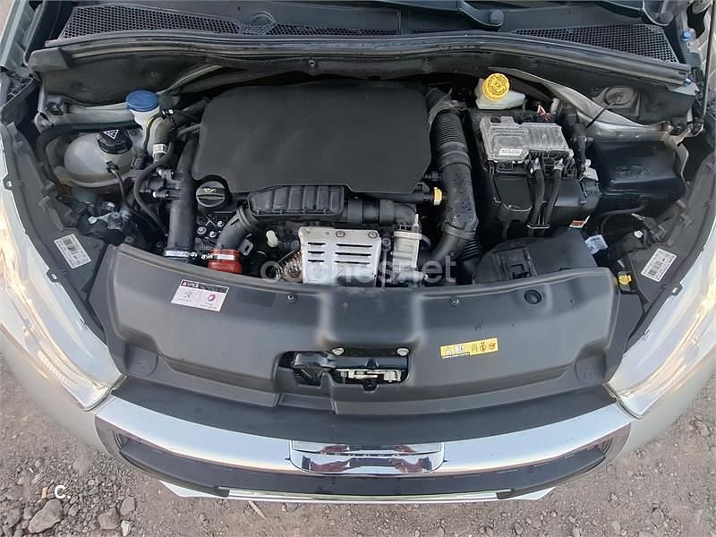 Usado Peugeot 208 Allure 110 CV (80 kW) 2018 Gris / plata Utilitario