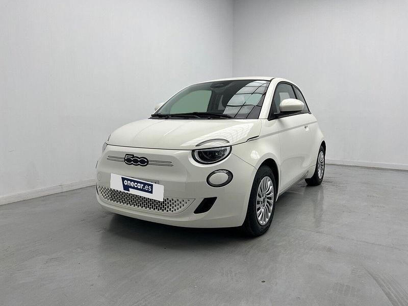 Blanco Nuevo 2025 Fiat 500e Action Berlina | 19.990 € (Un poco caro) - Imagen 1/4