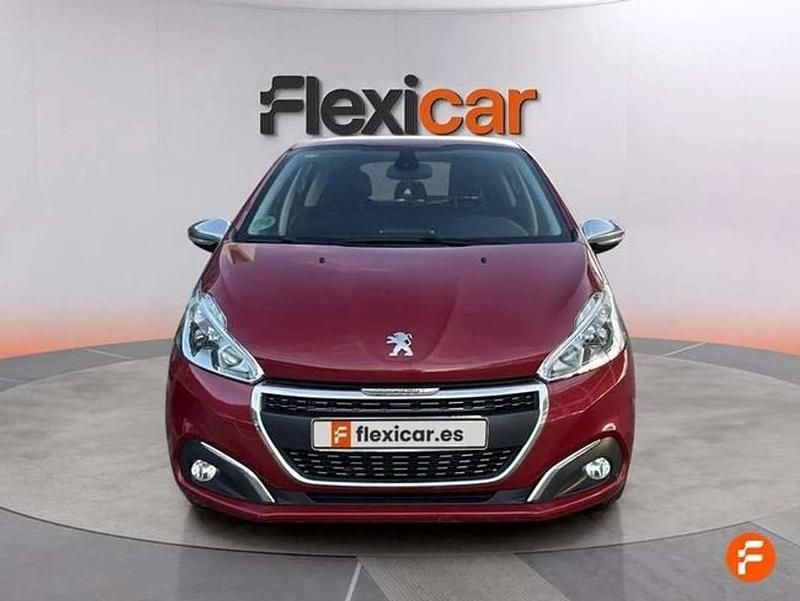 Usado Peugeot 208 Allure 110 CV (80 kW) 2016 Rojo Utilitario