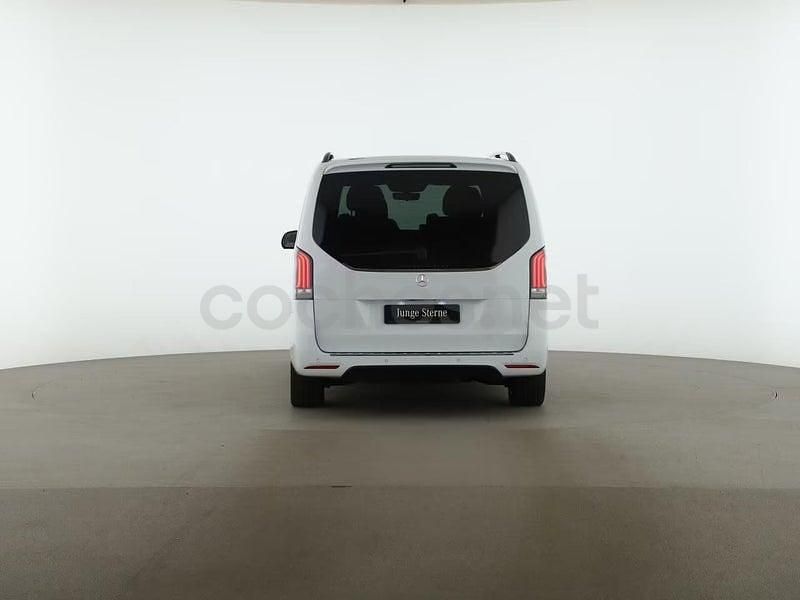 Usado Mercedes V300 Exclusive 239 CV (175 kW) 2024 Blanco Monovolumen