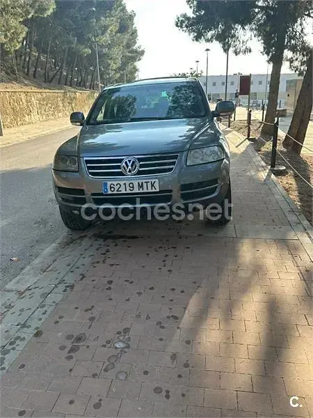 Używany VW Touareg R 174 KM (127 kW) 2004 Szary SUV