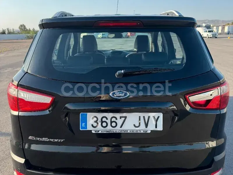 Usado Ford Ecosport Titanium 95 CV (69 kW) 2017 Negro SUV