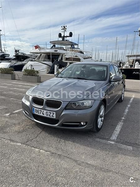 Usado BMW 318 143 CV (105 kW) 2010 Gris / plata Berlina