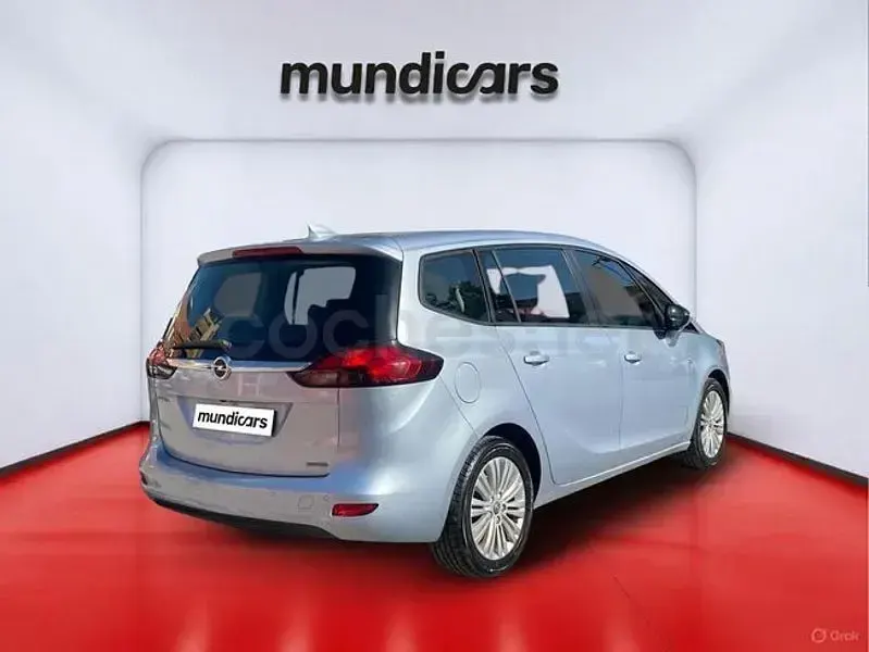 Usado Opel Zafira Selective 134 CV (98 kW) 2017 Gris / plata Monovolumen