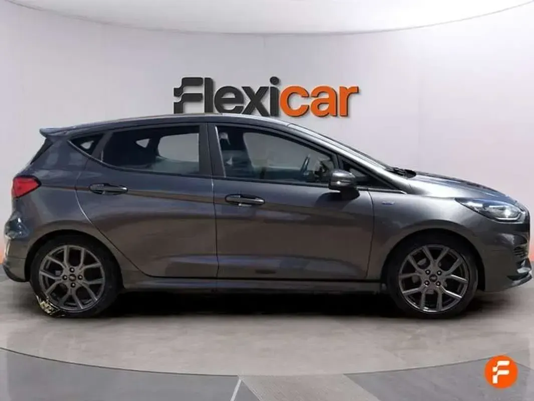Usado Ford Fiesta ST-Line 155 CV (114 kW) 2023 Gris Utilitario