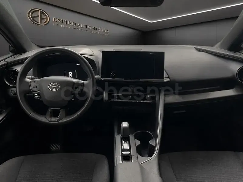 Usado Toyota C-HR Advance 140 CV (102 kW) 2024 Azul SUV