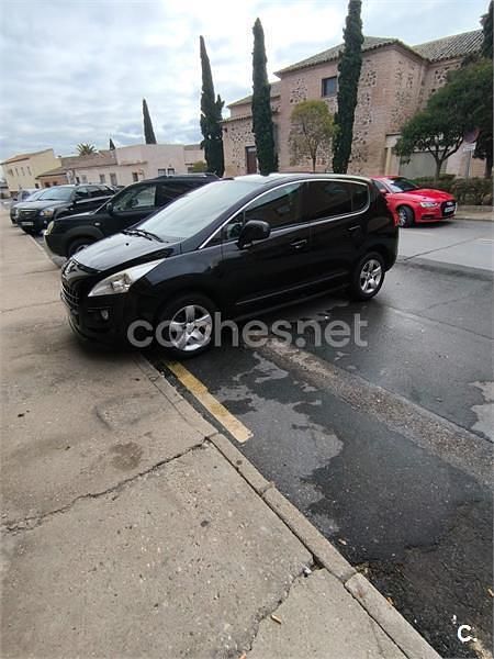 Usado Peugeot 3008 Style 115 CV (84 kW) 2013 Negro Berlina