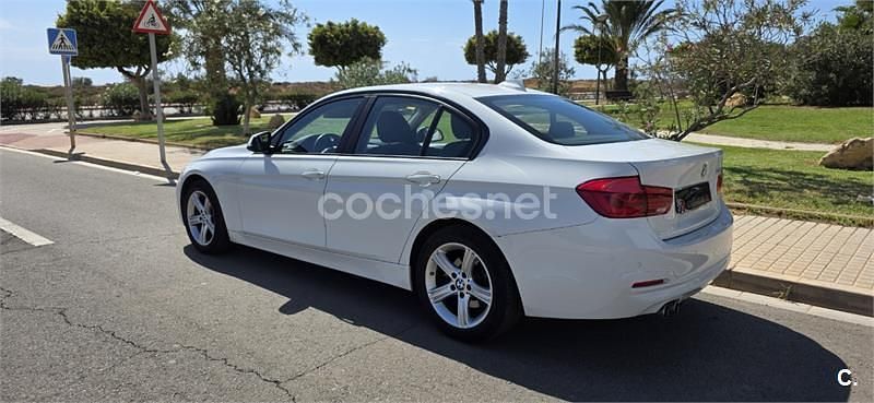 Usado BMW 320 Efficient Dynamics 184 CV (135 kW) 2016 Blanco Berlina