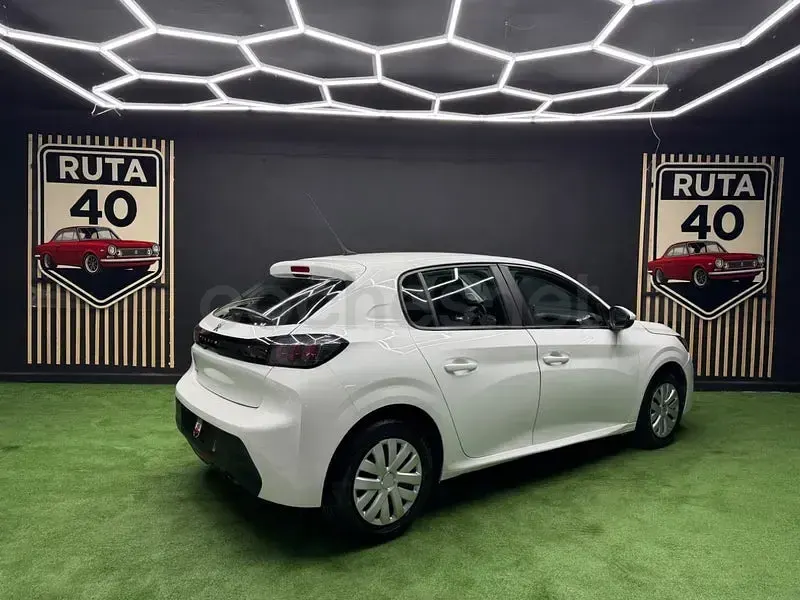 Usado Peugeot 208 Active 75 CV (55 kW) 2022 Blanco Utilitario