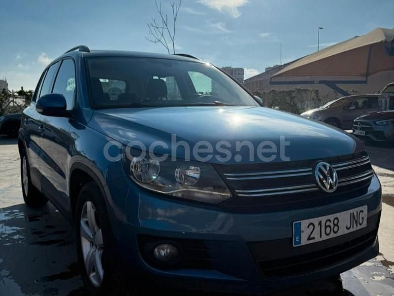 Usado VW Tiguan 140 CV (102 kW) 2015 Azul SUV