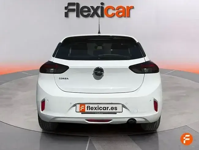 Usado Opel Corsa Elegance 100 CV (73 kW) 2021 Blanco Utilitario