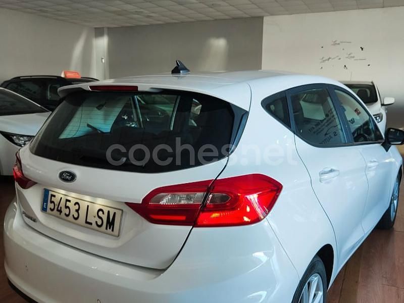 Usado Ford Fiesta Active 102 CV (75 kW) 2021 Blanco Utilitario
