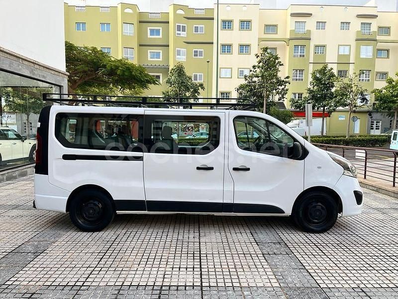 Usado Opel Vivaro 145 CV (106 kW) 2017 Blanco Monovolumen