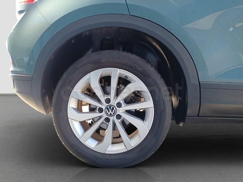 Usado VW T-Roc Life 110 CV (80 kW) 2024 Azul SUV