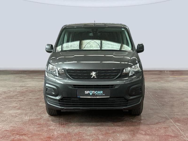 Usado Peugeot Rifter Business-Line 101 CV (74 kW) 2024 Gris Monovolumen