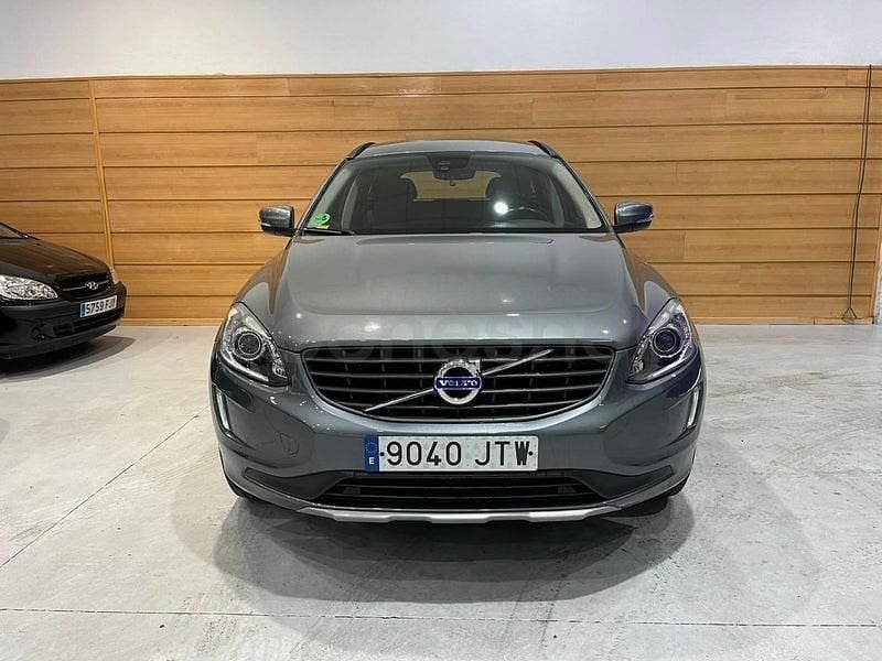 Usado Volvo XC60 Momentum 150 CV (110 kW) 2016 Azul SUV
