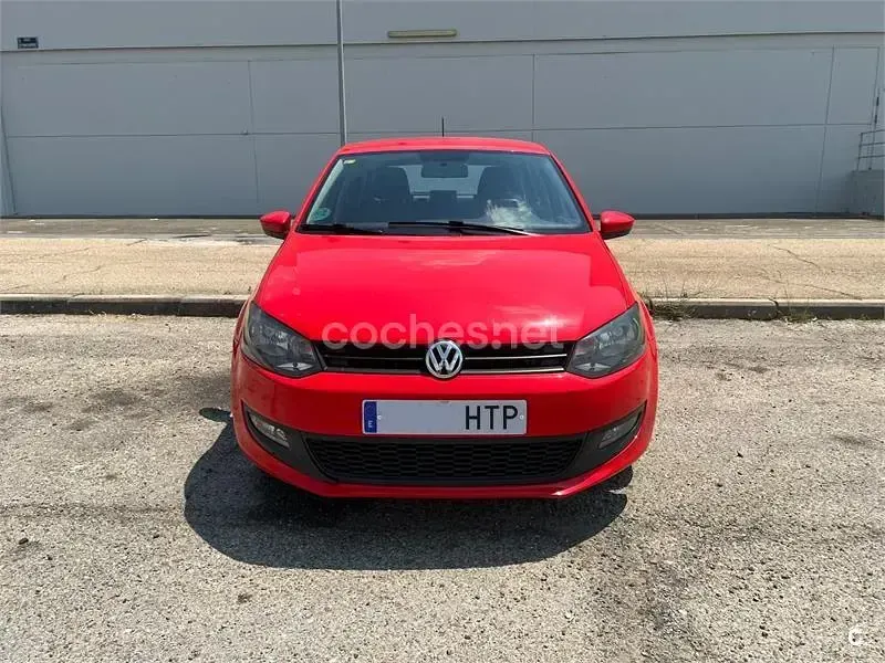 Usado VW Polo Advance 90 CV (66 kW) 2013 Rojo Utilitario