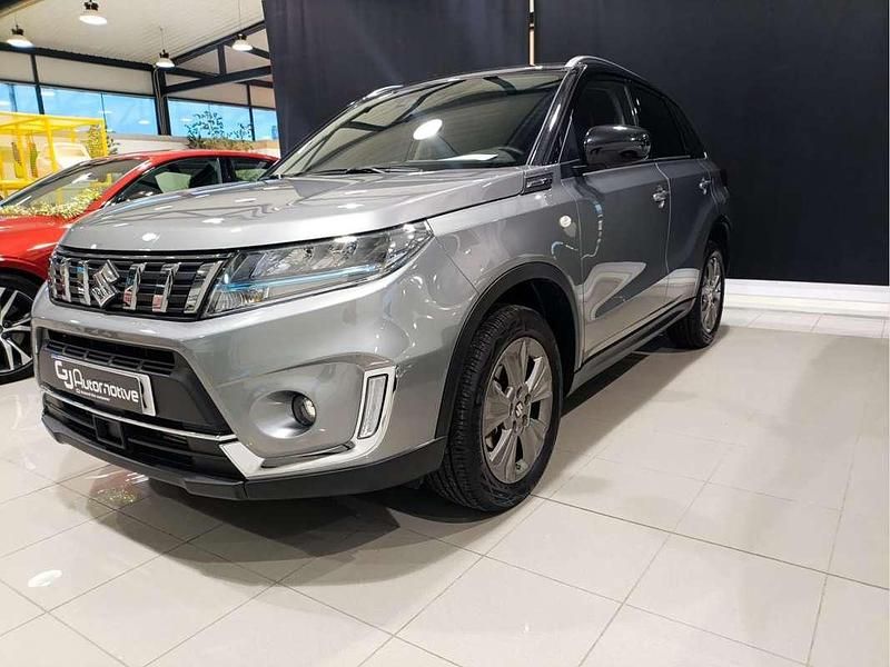 Usado Suzuki Vitara GLX 129 CV (94 kW) 2024 Gris SUV