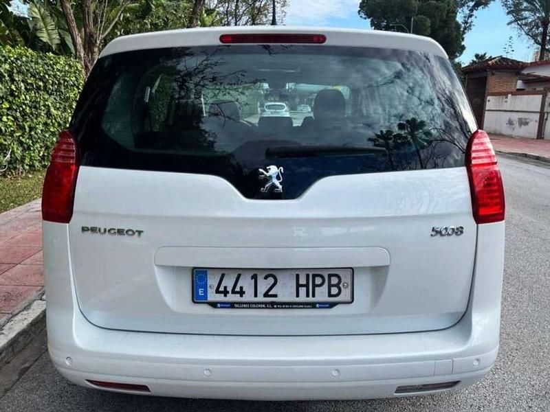 Używany Peugeot 5008 Active 115 KM (84 kW) 2013 Biały Minivan