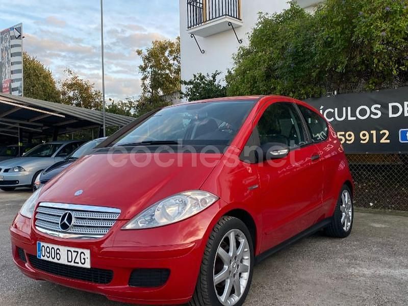 Rojo Usado 2006 Mercedes A150 Berlina | 5990 € (Precio justo) - Imagen 1/4
