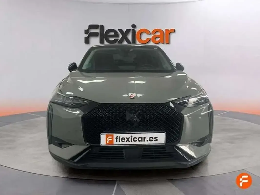 Usado DS Automobiles DS3 Crossback Performance 131 CV (96 kW) 2023 Gris SUV