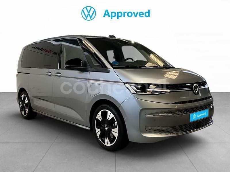 Gris / plata Usado 2025 VW Multivan Life Monovolumen | 66.900 € - Imagen 1/4