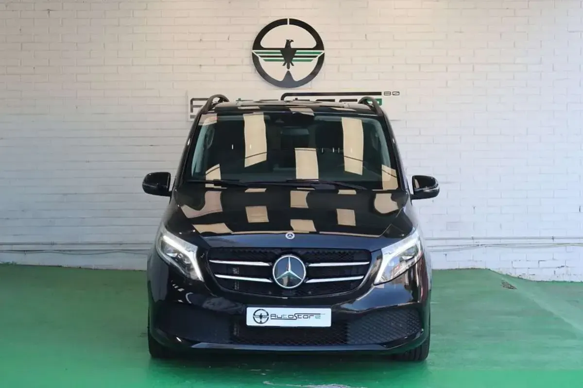 Usado Mercedes V250 Avantgarde 190 CV (139 kW) 2022 Negro Monovolumen